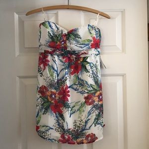 Forever 21 Floral Strapless Top